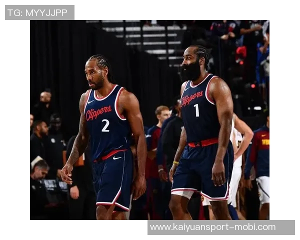 保罗谈与哈登的默契配合称一起打球的时光令人愉悦